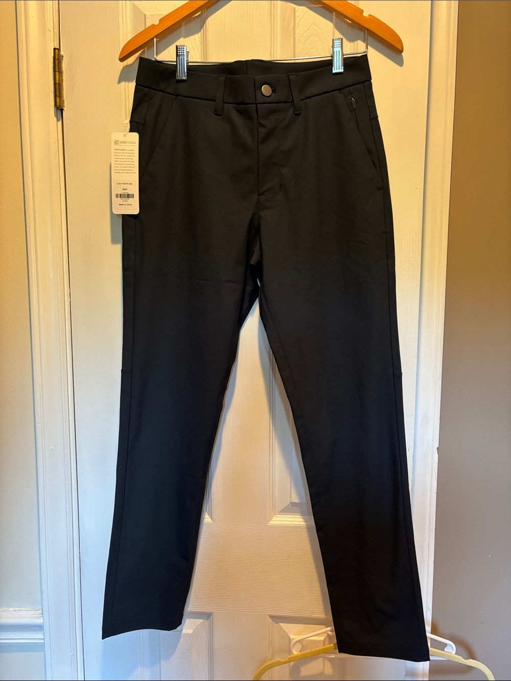 CRZ YOGA Men's All Day Comfy Performance Golf Pants Navy Size 28x30 NWT Tapered